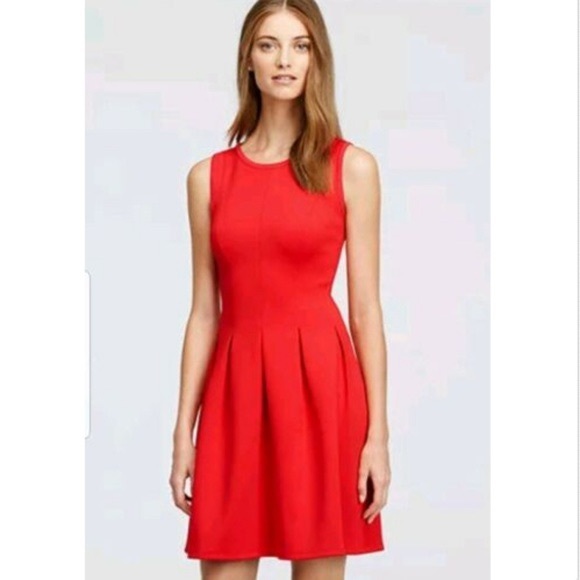 J. Crew Dresses & Skirts - J.crew Sleeveless pleated A-line dress